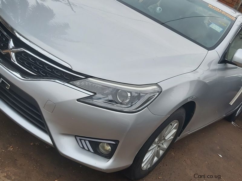 Toyota Mark X in Uganda