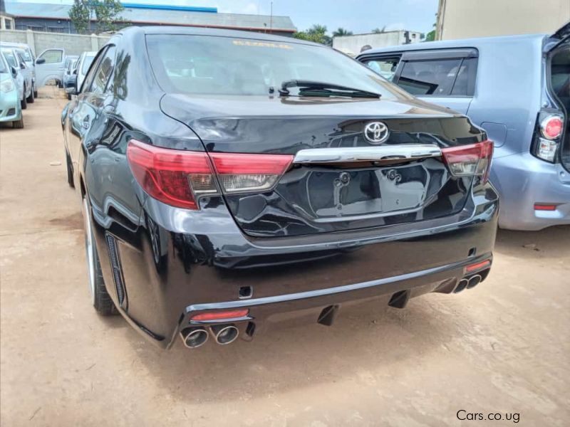 Toyota Mark X Premium in Uganda