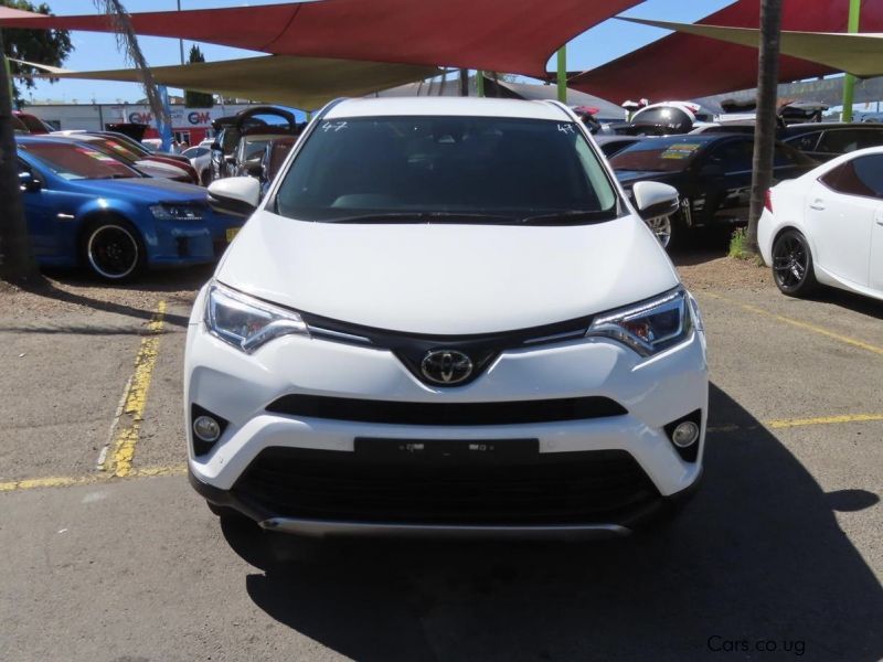 Toyota Rav 4 in Uganda