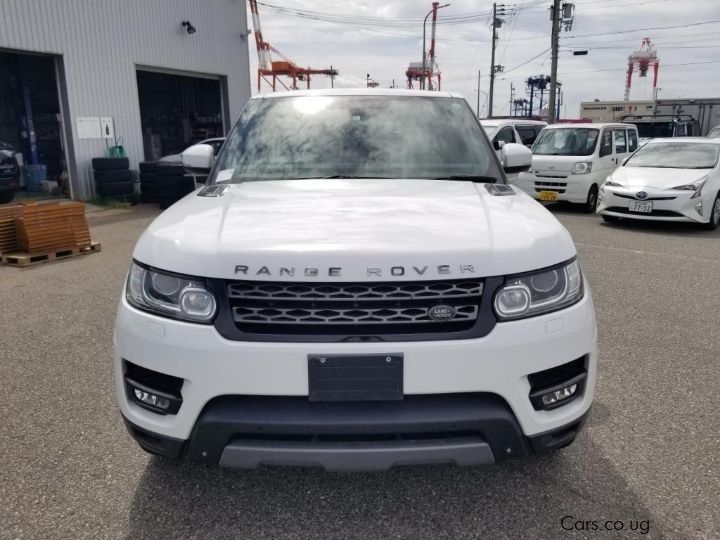 Land Rover Range Rover in Uganda