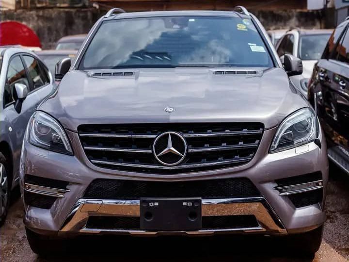 Mercedes-Benz Blue tech Ml350 in Uganda