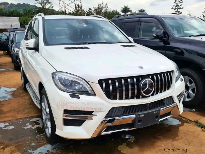Mercedes-Benz ML 350 Blue EFFICIENCY in Uganda