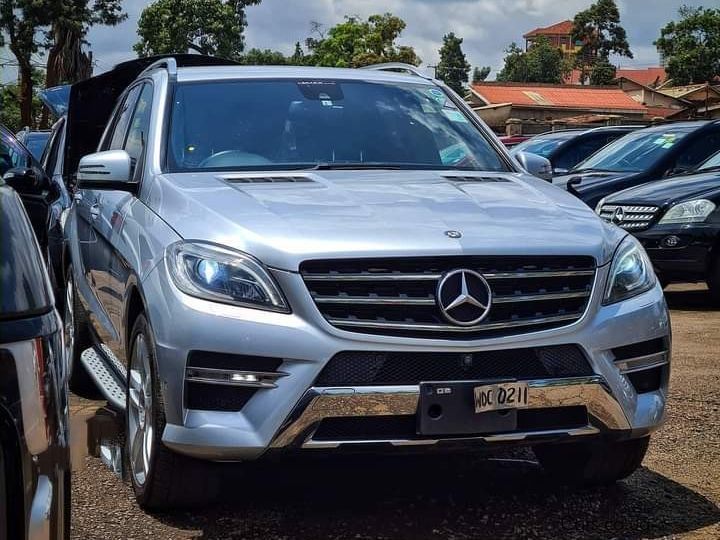 Mercedes-Benz ML 350 Blue TEC in Uganda