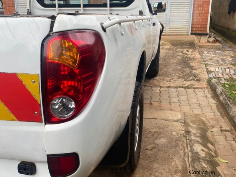 Mitsubishi L200 in Uganda