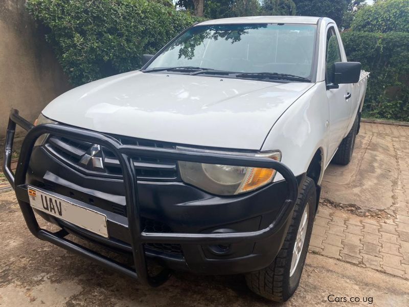 Mitsubishi L200 in Uganda