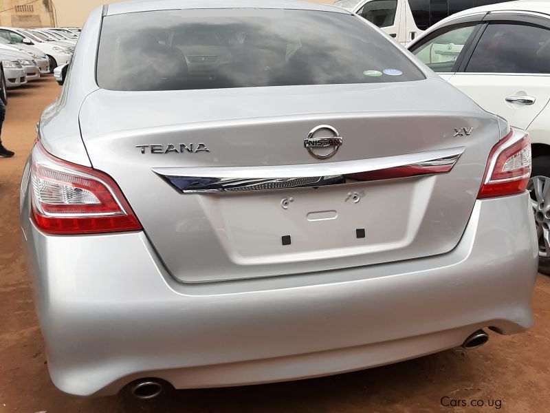 Nissan Teana in Uganda