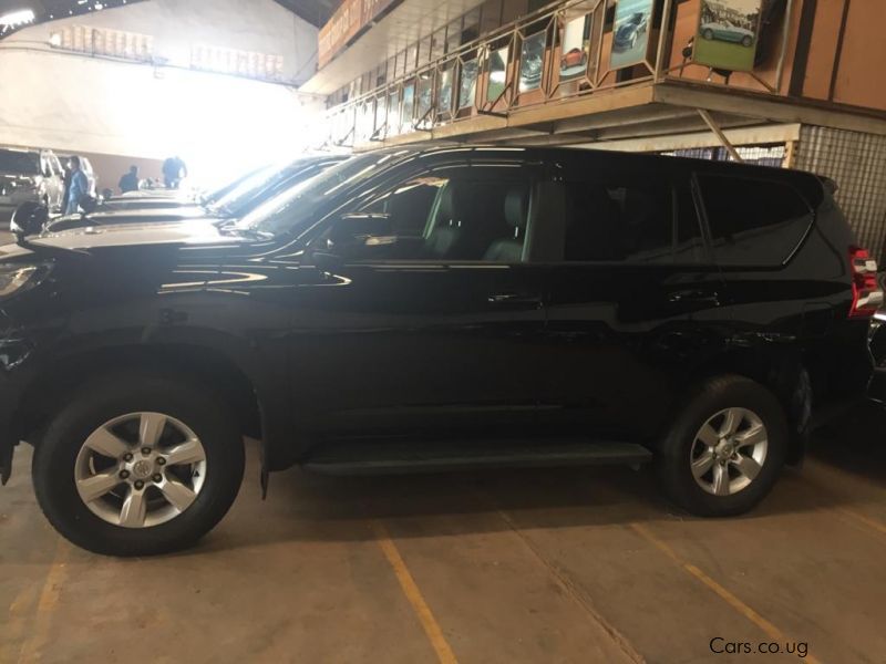 Toyota  PRADO TX in Uganda