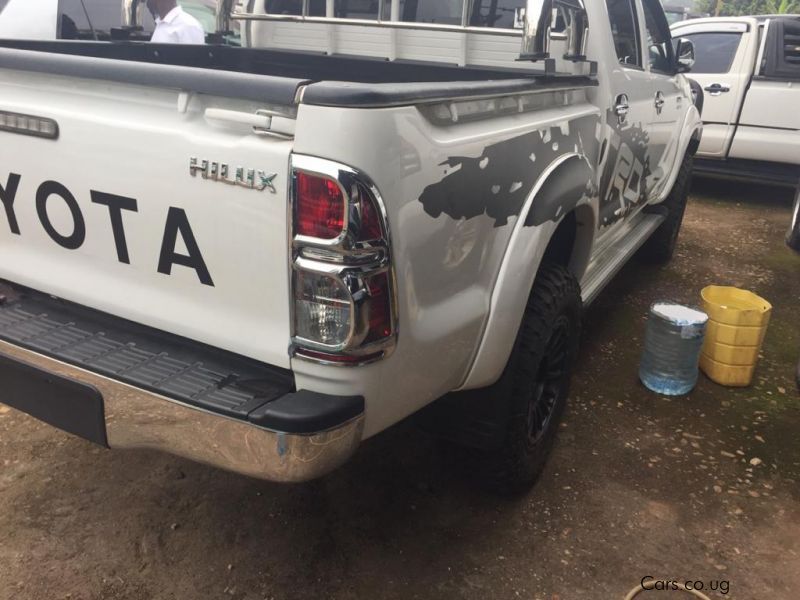 Toyota HILUX in Uganda