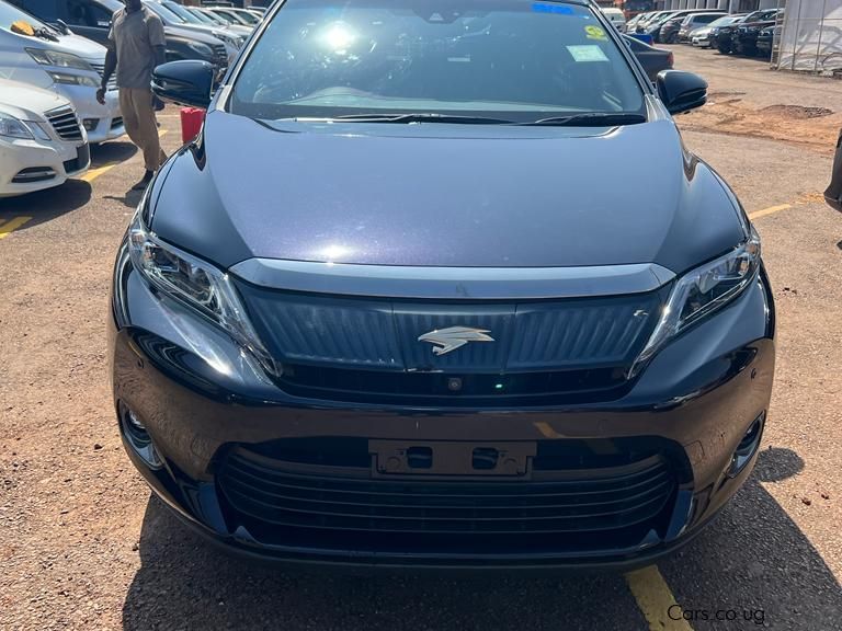 Toyota Harrier in Uganda