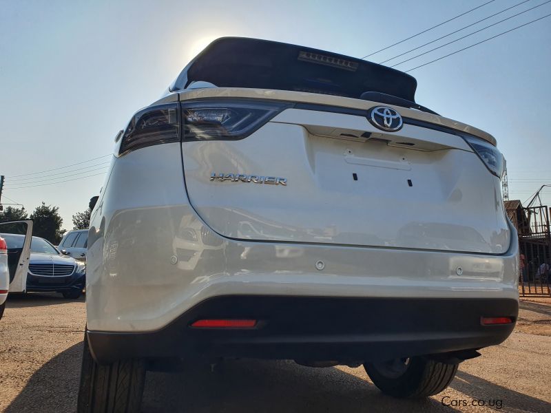 Toyota Harrier in Uganda