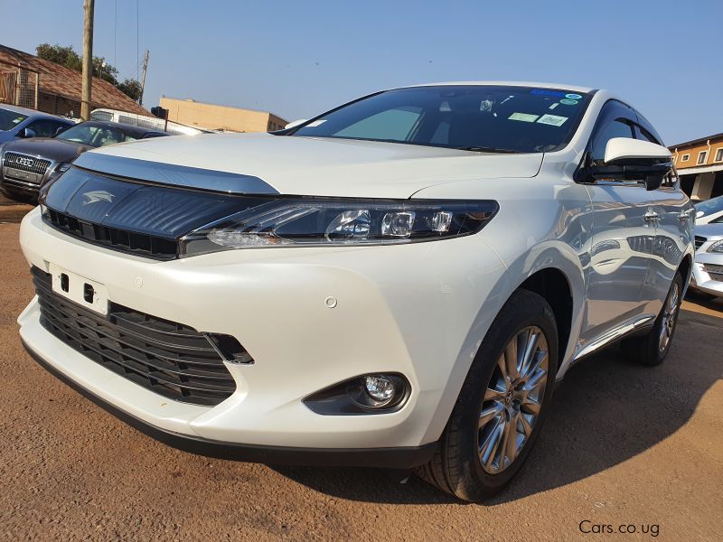 Toyota Harrier in Uganda