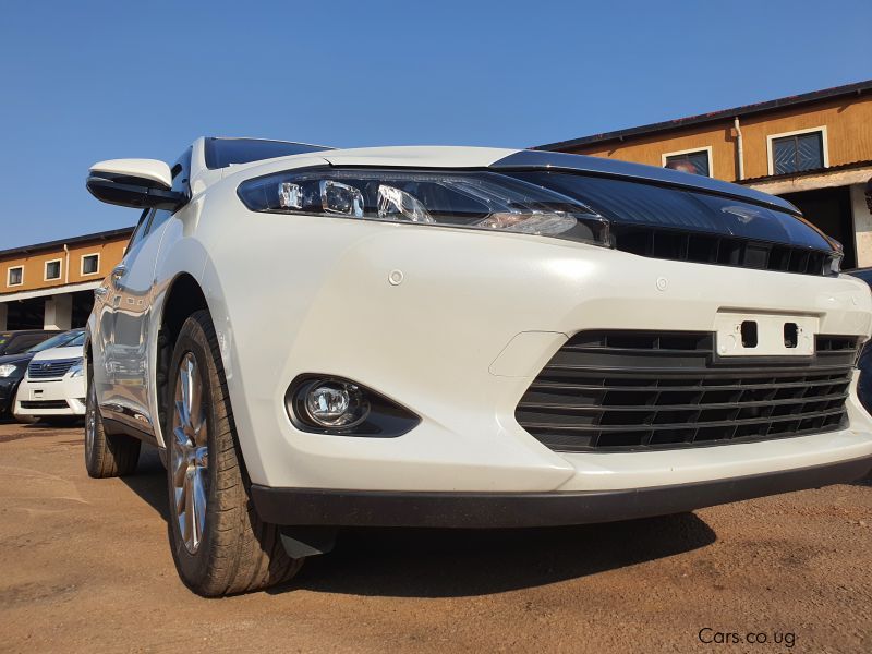 Toyota Harrier in Uganda