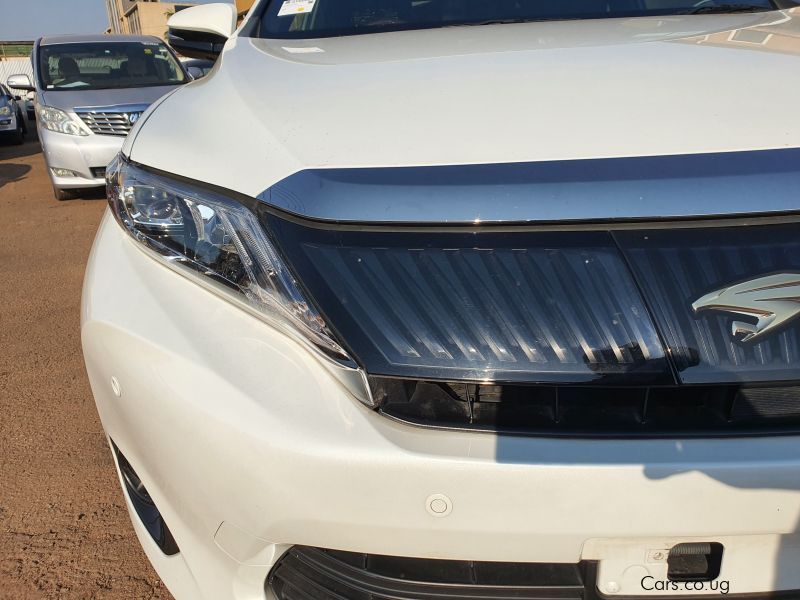 Toyota Harrier in Uganda