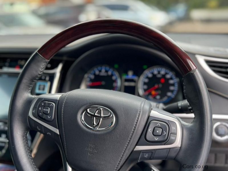 Toyota Harrier in Uganda