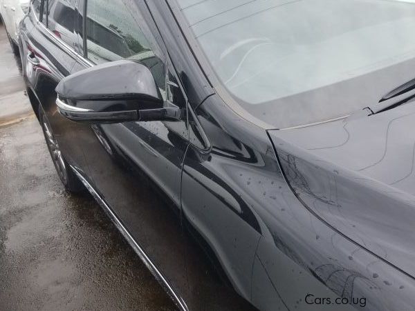 Toyota Harrier in Uganda