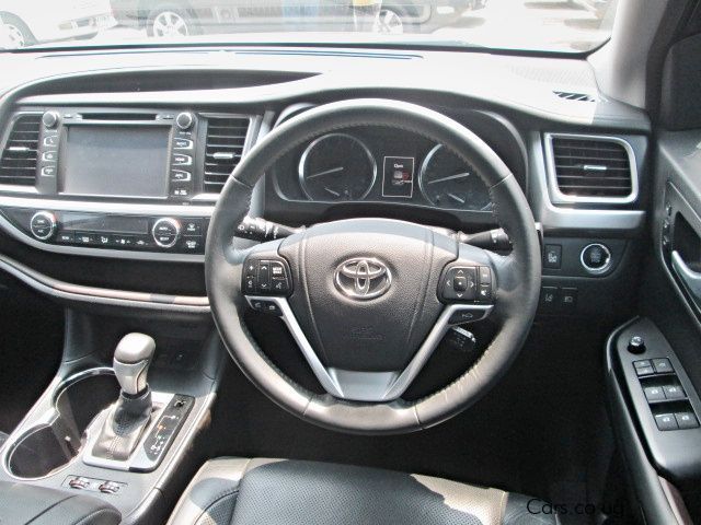 Toyota Kluger  in Uganda