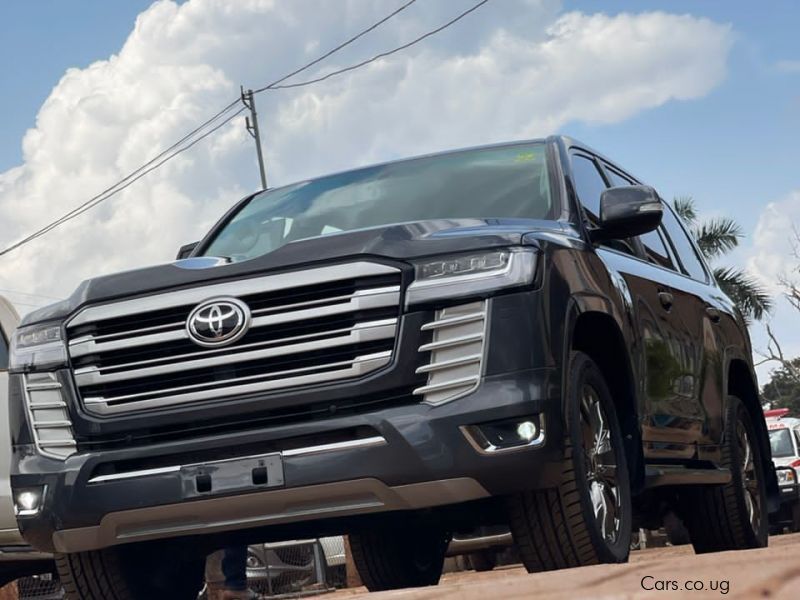 Toyota Land Cruiser in Uganda