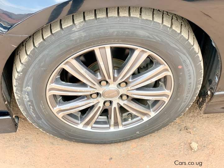 Toyota Mark X Premium in Uganda