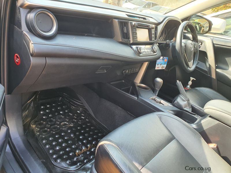 Toyota Rav4 in Uganda