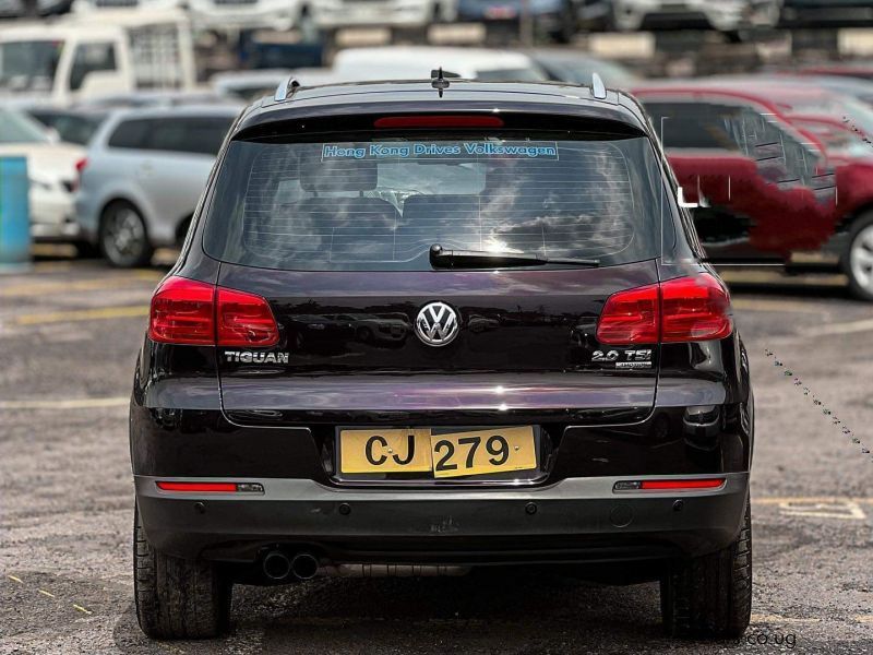 Volkswagen Tiguan in Uganda