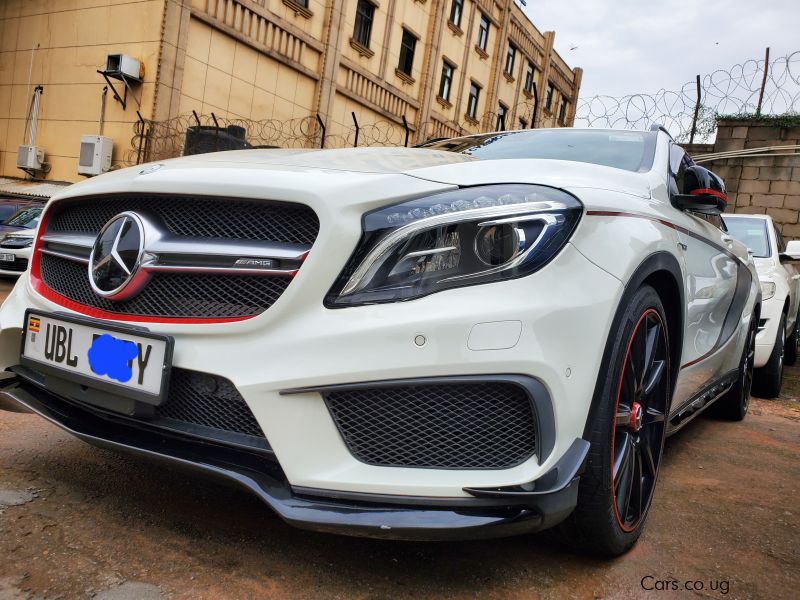 Mercedes-Benz GL450 in Uganda