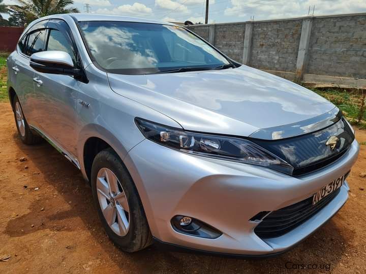 Toyota Harrier in Uganda