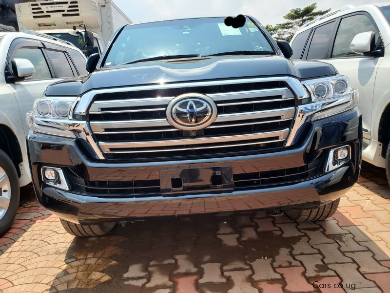 Toyota LAND CRUISER ZX in Uganda