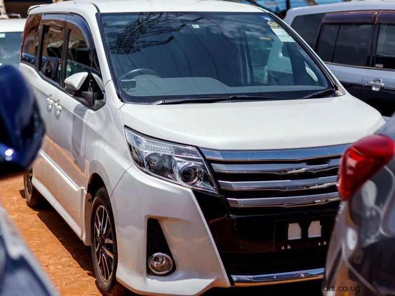 Toyota NOAH NEW SHAPE in Uganda