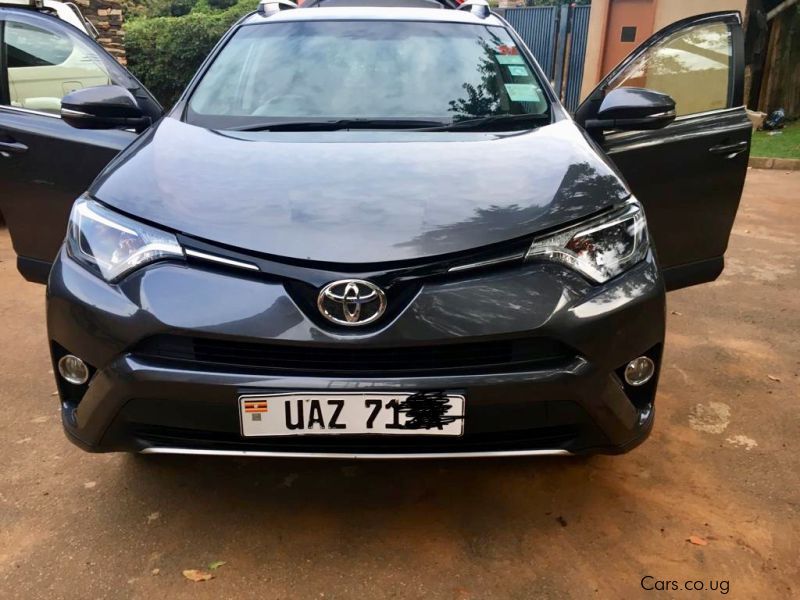 Toyota Rav4 in Uganda