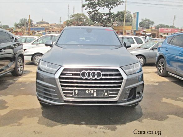 Audi Q7 (Quattro) in Uganda