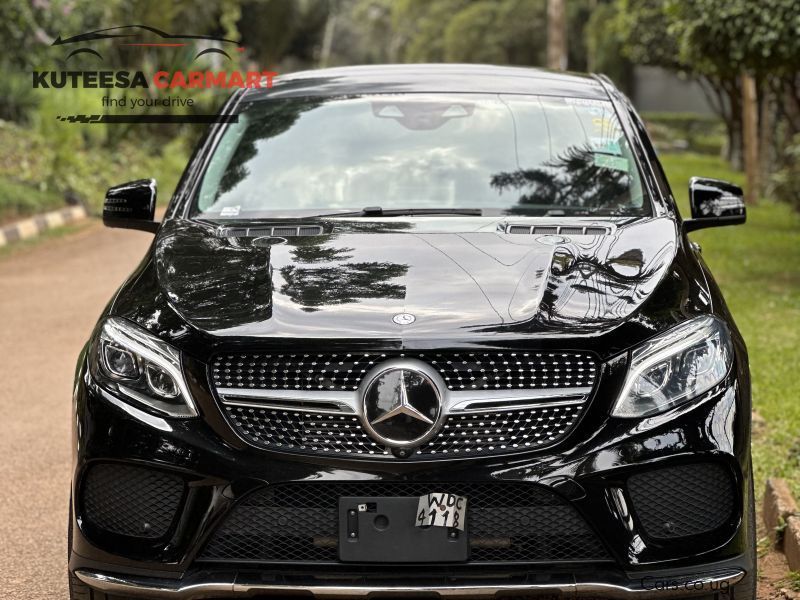 Mercedes-Benz GL in Uganda