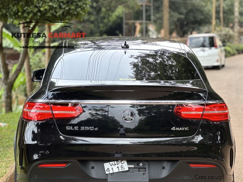 Mercedes-Benz GL in Uganda