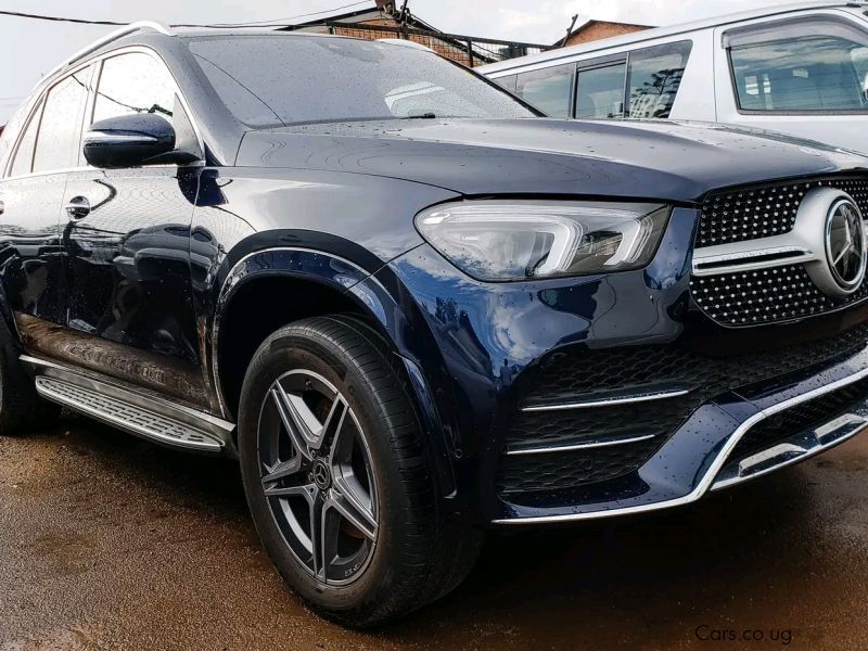 Mercedes-Benz GLE400d in Uganda