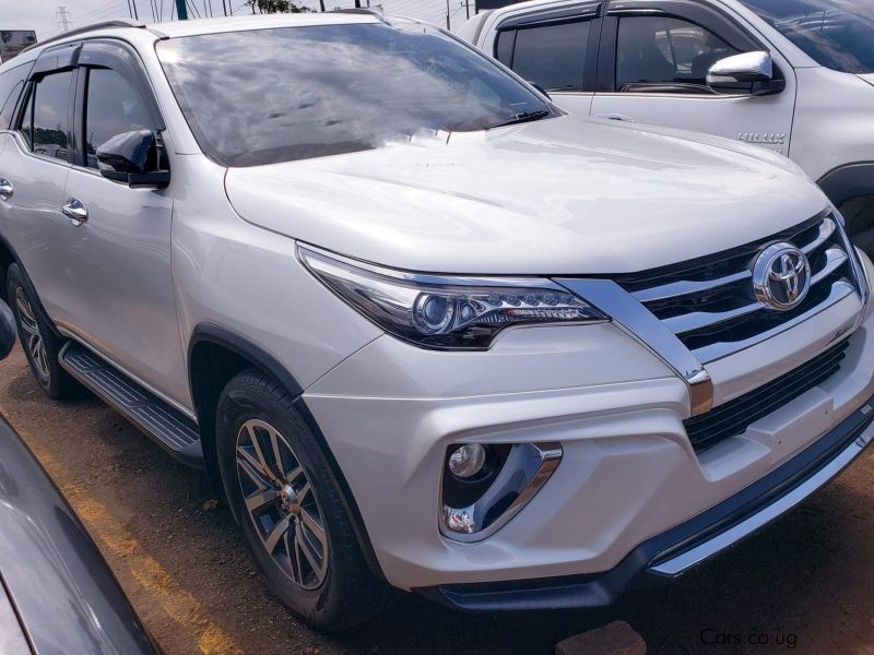 Toyota FORTUNER in Uganda