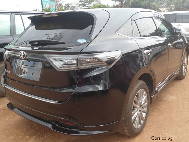 Toyota Harrier in Uganda