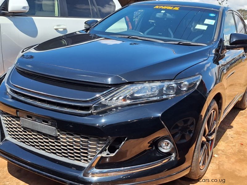 Toyota Harrier in Uganda