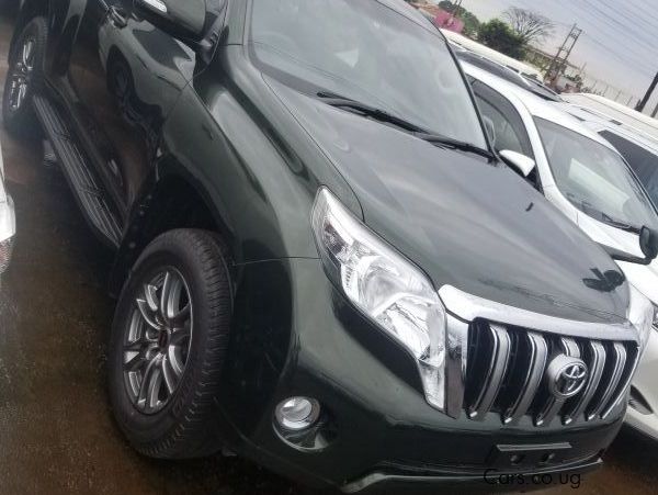 Toyota LAND CRUISER pRADO in Uganda