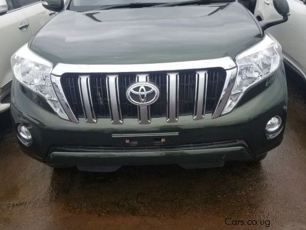 Toyota LAND CRUISER pRADO in Uganda