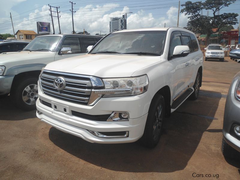 Used Toyota Land Cruiser ZX 2016 Land Cruiser ZX for sale Kampala