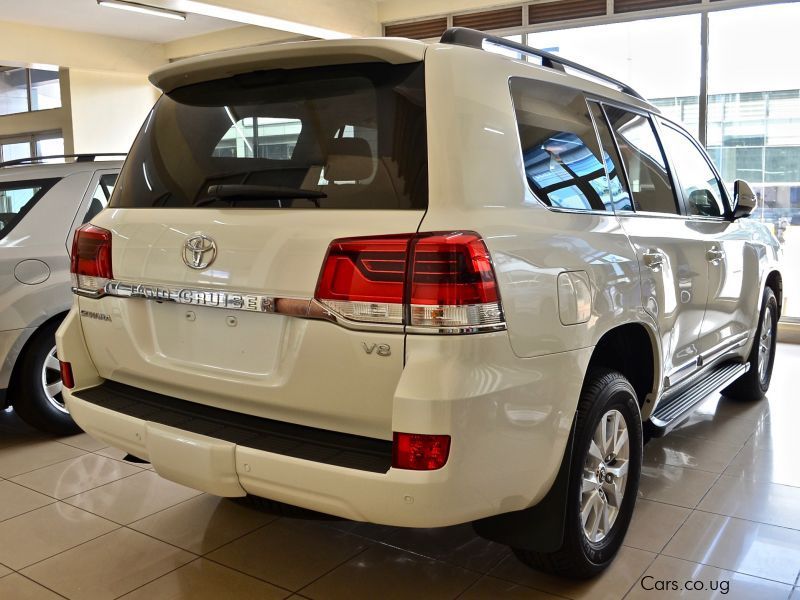 Toyota Land cruiser V8  in Uganda