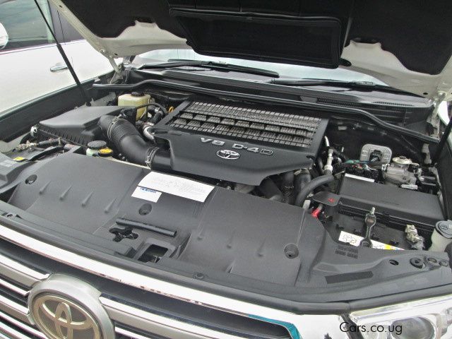 Toyota Landcruiser V8 in Uganda