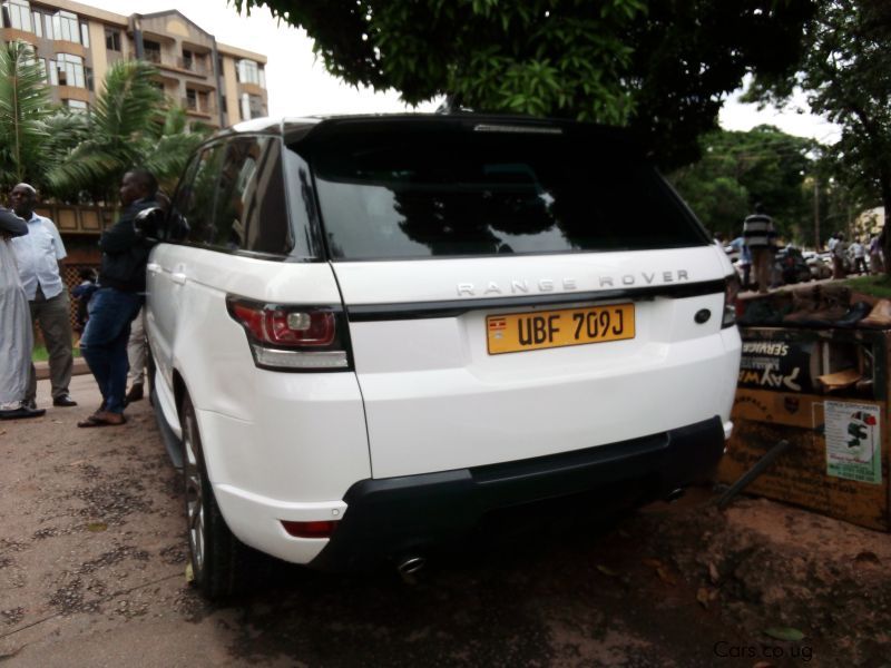 Land Rover Range Rover in Uganda