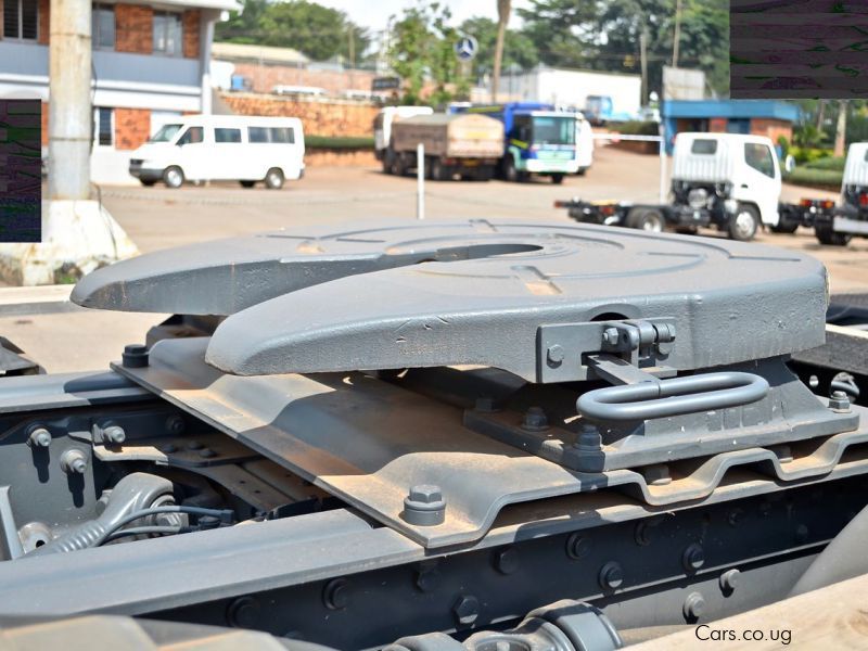 Mercedes-Benz Actros 3340 (semi-trailer) in Uganda