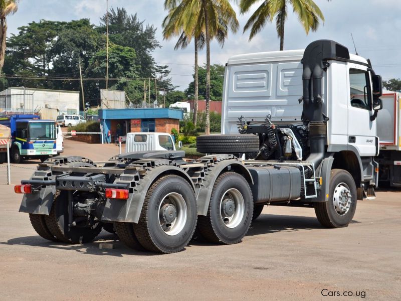 Mercedes-Benz Actros 3340 (semi-trailer) in Uganda