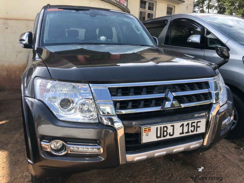 Mitsubishi pajero in Uganda