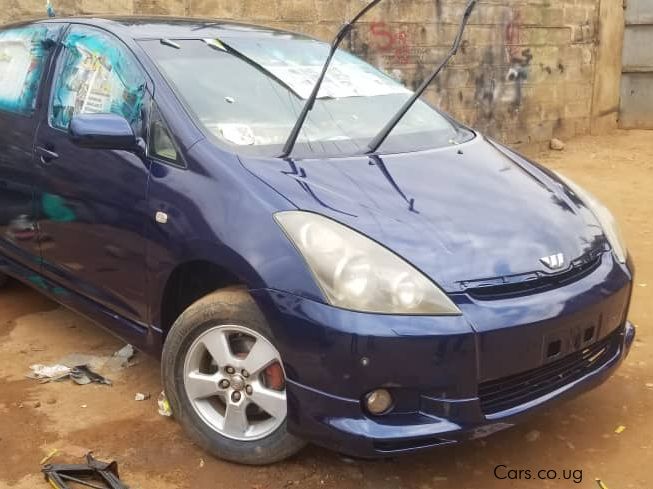 Toyota  WISH in Uganda