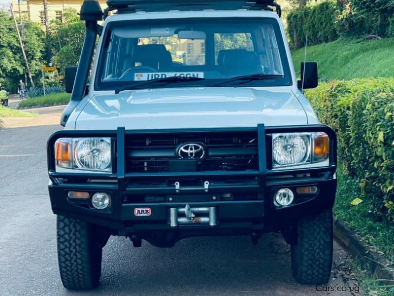 Toyota Land cruiser  Hardtop in Uganda