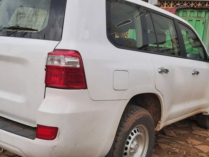 Toyota Landcruiser in Uganda