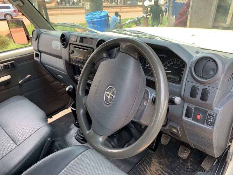 Toyota land cruiser hardtop in Uganda