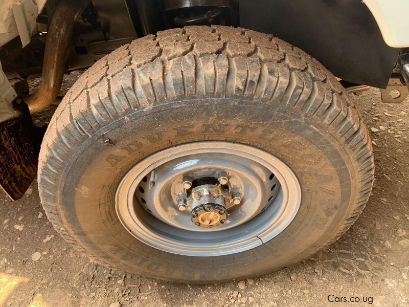 Toyota land cruiser hardtop in Uganda